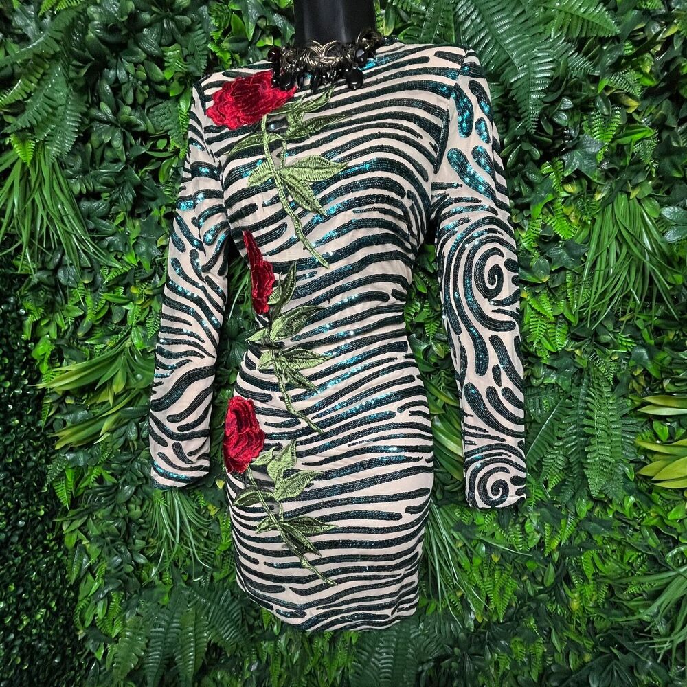 Women Dress Medium Nude Green Sequin Embroidery Floral Kloset Therapy